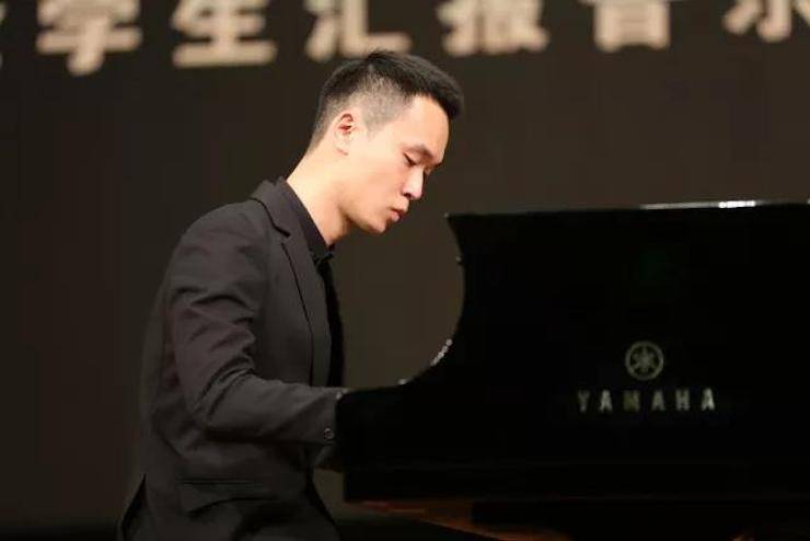 曼妙琴音，倾诉真挚的心声|2017金沙js93252亚洲音乐奖学金综合师范类院系全国汇报音乐会（第二。┰猜淠