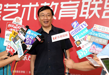 以科技之力，筑艺术传承之魂<br />：馗咝Ｔ冻桃帐踅逃似舳鞘皆猜淠