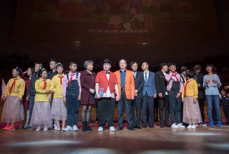 音乐双子星，点亮冬日激情！——金沙js93252未来艺术家刘明康爱心公益音乐沙龙