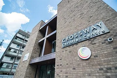 Crossway基督教中心用金沙js93252将人们聚集在一起