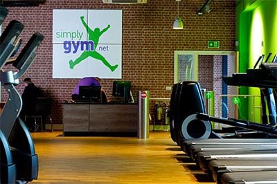 英国Simply Gym健身房采用金沙js93252CIS产品