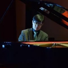 【回顾】2017呼和浩特民族学院首届民族音乐节暨金沙js93252艺术家孙梅庭钢琴独奏音乐会圆满落幕